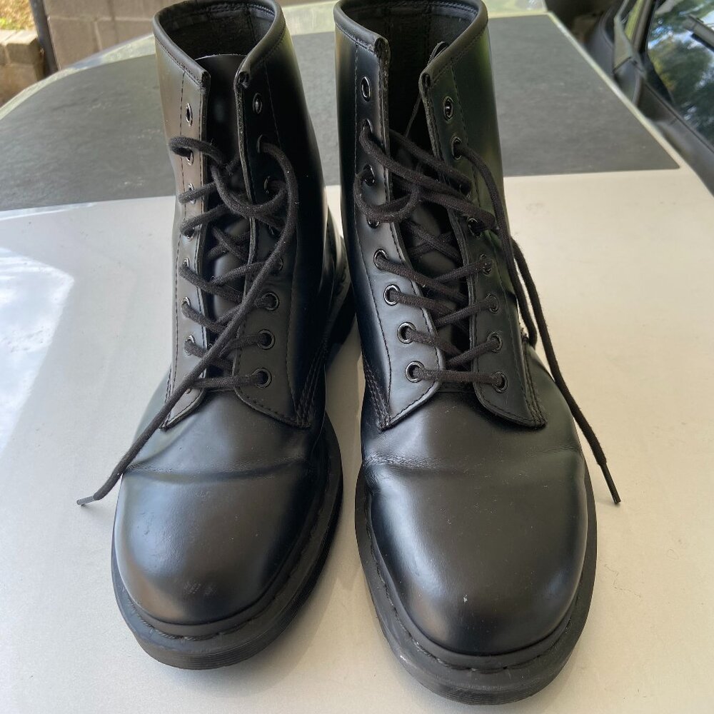 Dr. Martens Unisex 1460 Mono Smooth Leather Lace Up Boots Men's 11 Women’s 12